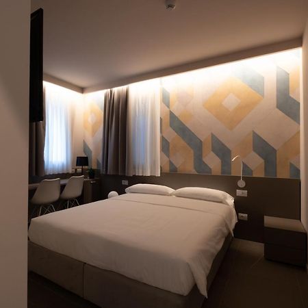 Zeta T Rooms Castellarano Екстериор снимка